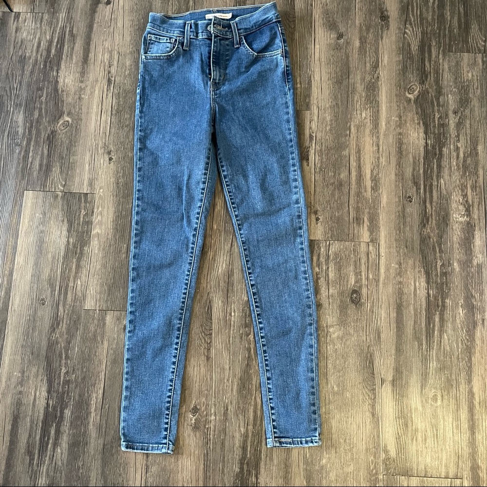 Levi’s super skinny high rise